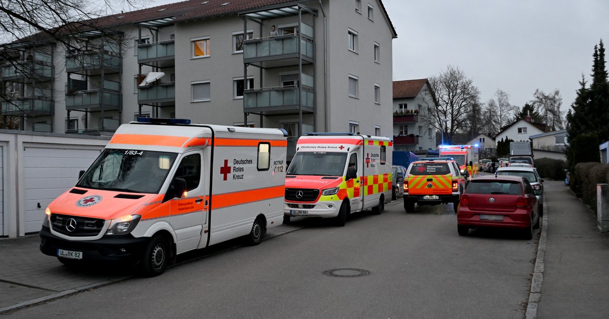 Messerangriff Am Ulmer Eselsberg: Schwerverletzte Frauen Sollen Mutter ...